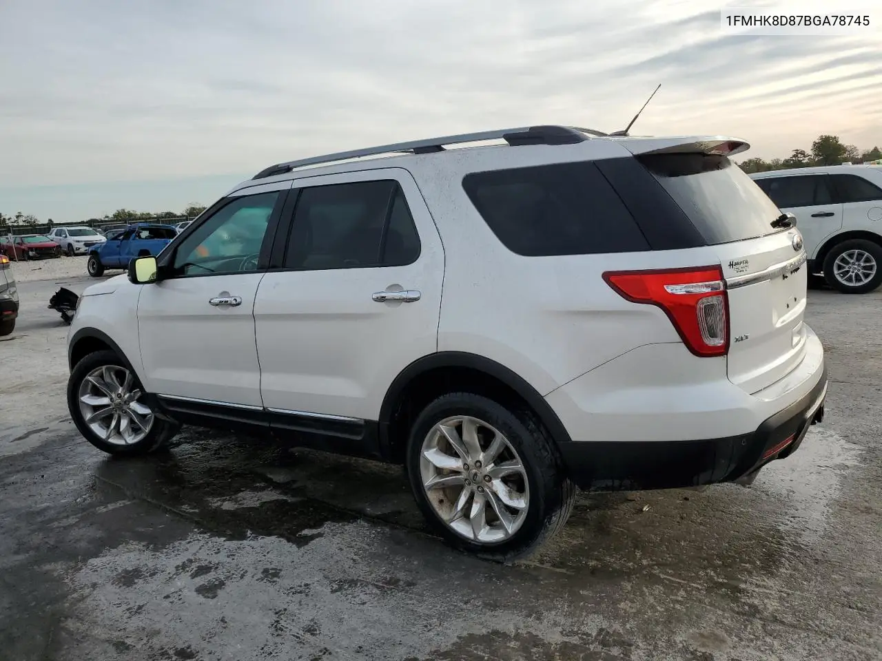 1FMHK8D87BGA78745 2011 Ford Explorer Xlt