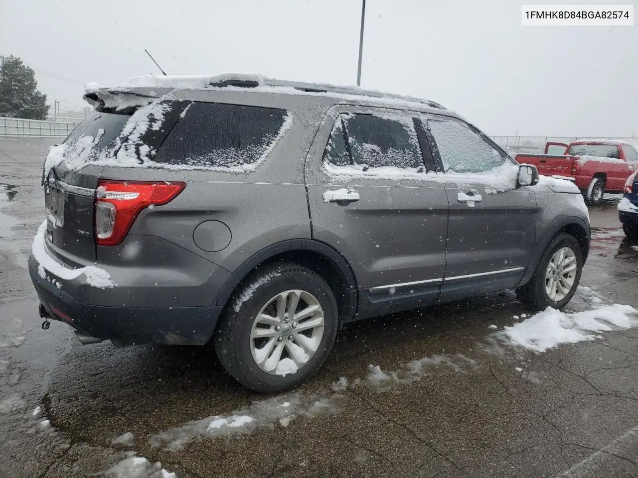 1FMHK8D84BGA82574 2011 Ford Explorer Xlt