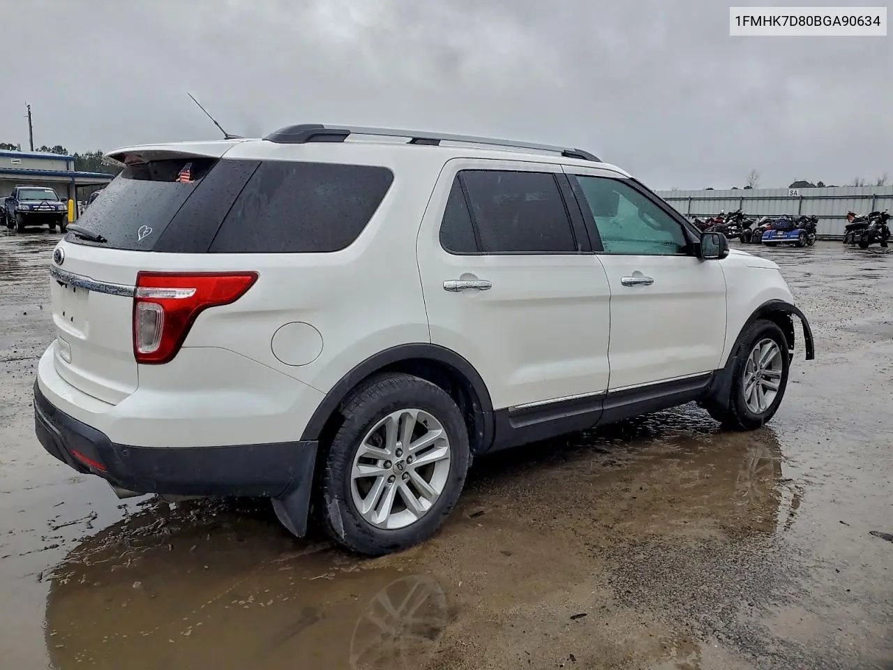 1FMHK7D80BGA90634 2011 Ford Explorer Xlt