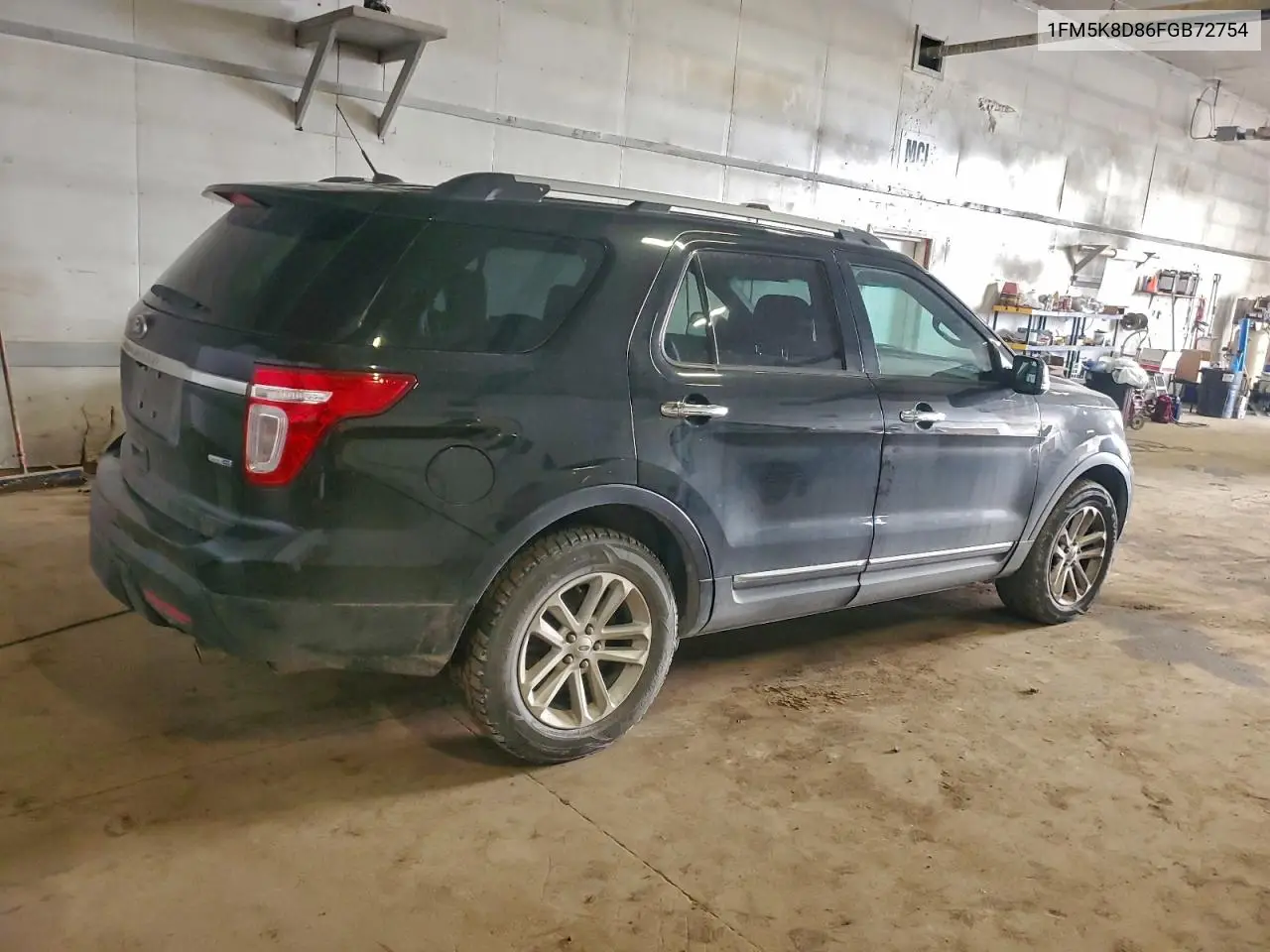 1FM5K8D86FGB72754 2015 Ford Explorer Xlt