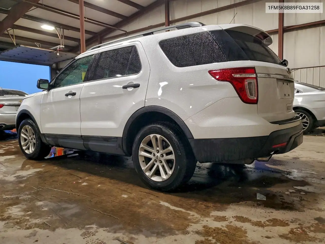 1FM5K8B89FGA31258 2015 Ford Explorer