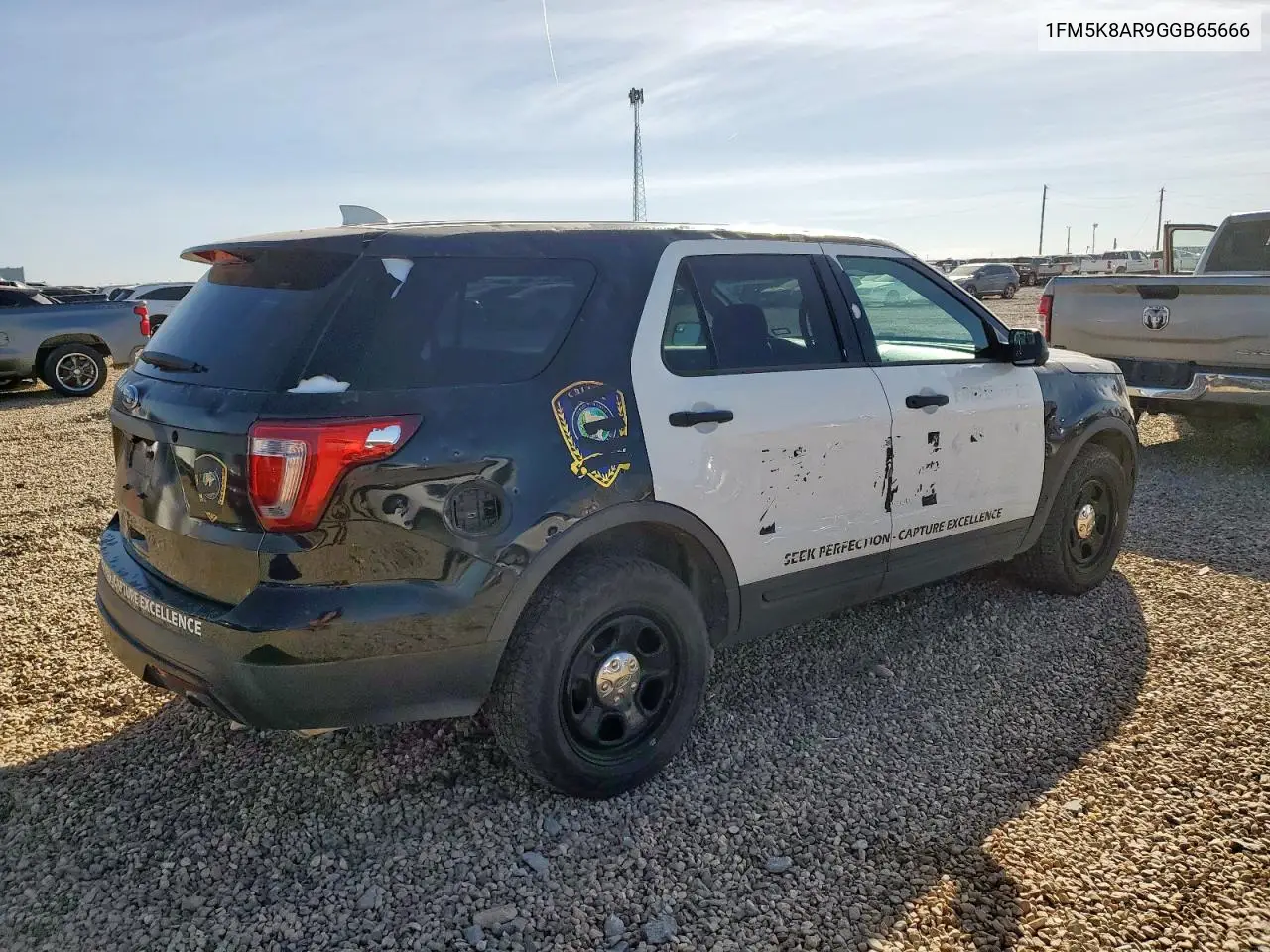 1FM5K8AR9GGB65666 2016 Ford Explorer Police Interceptor