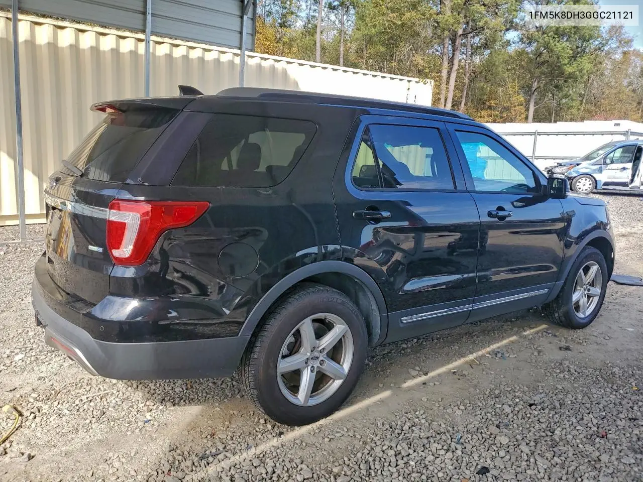 1FM5K8DH3GGC21121 2016 Ford Explorer Xlt