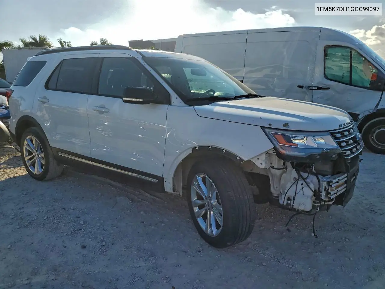 1FM5K7DH1GGC99097 2016 Ford Explorer Xlt