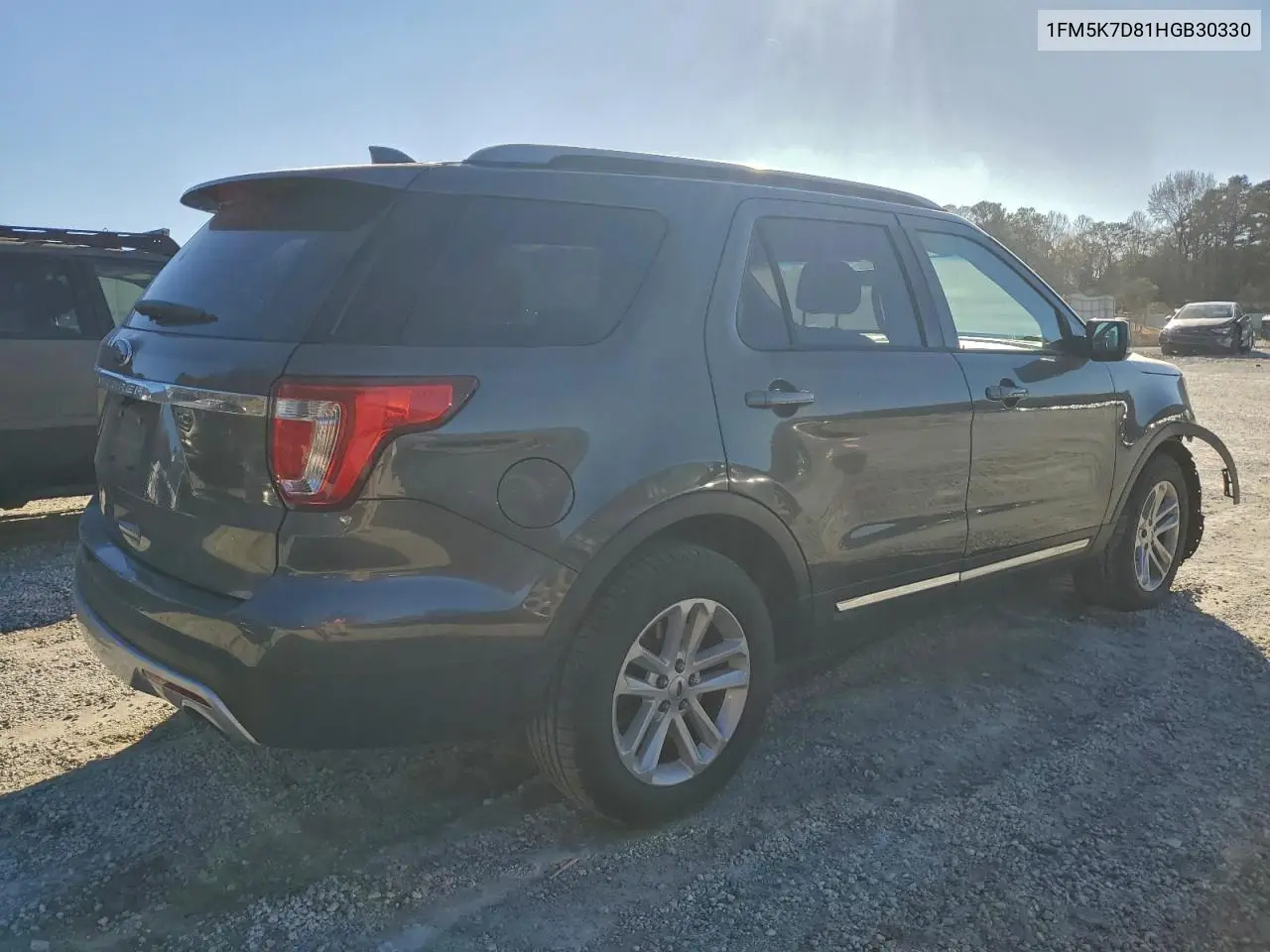 1FM5K7D81HGB30330 2017 Ford Explorer Xlt