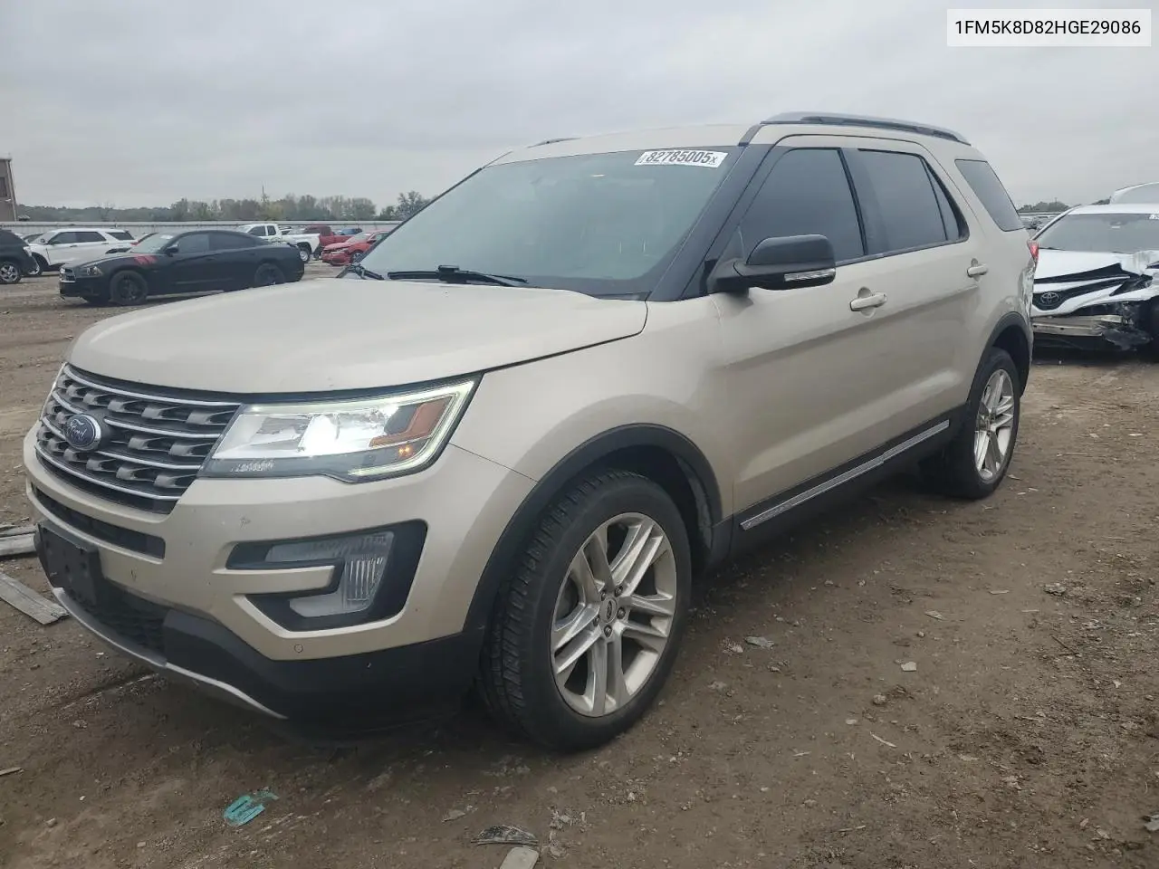 1FM5K8D82HGE29086 2017 Ford Explorer Xlt