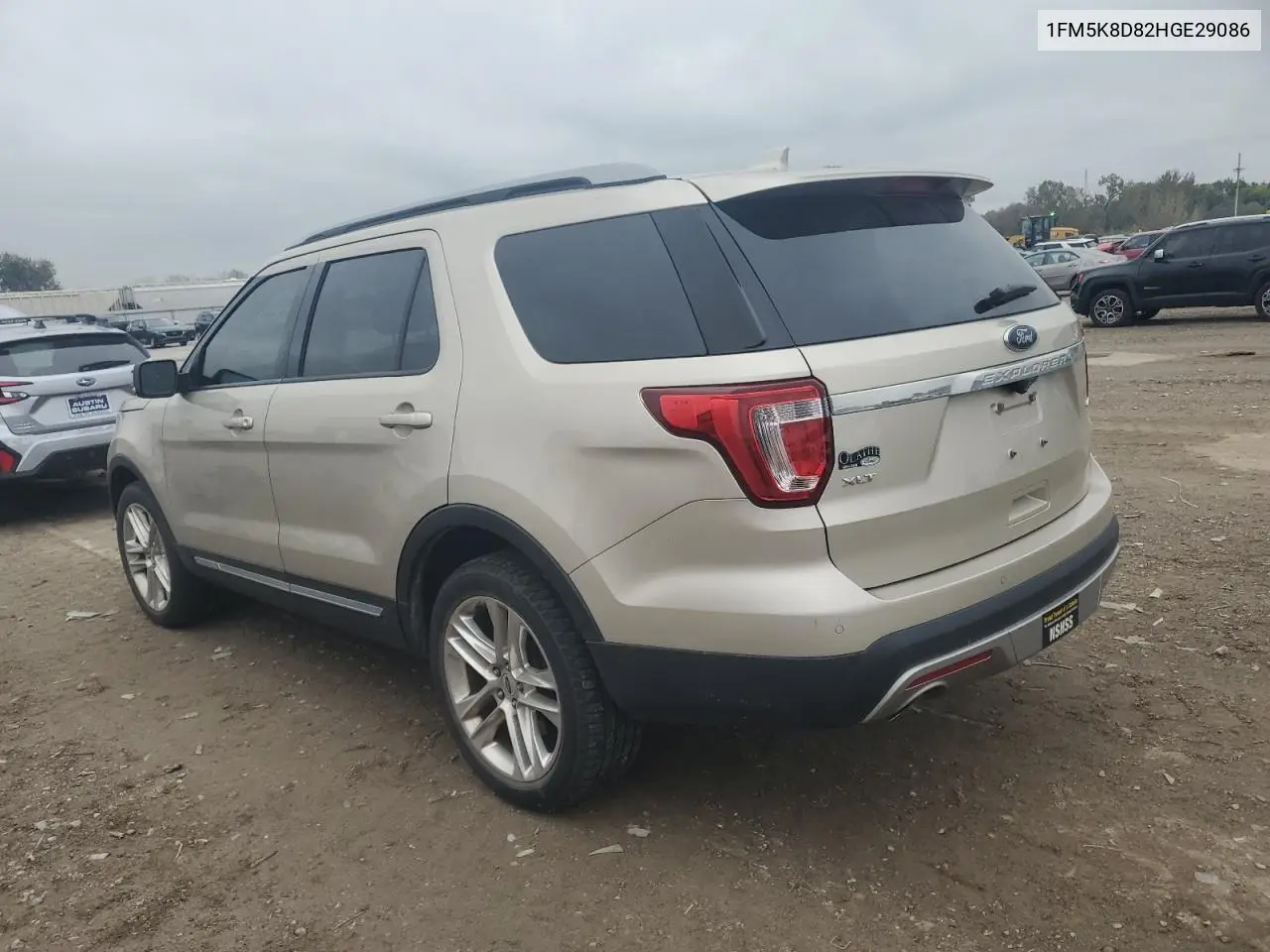1FM5K8D82HGE29086 2017 Ford Explorer Xlt