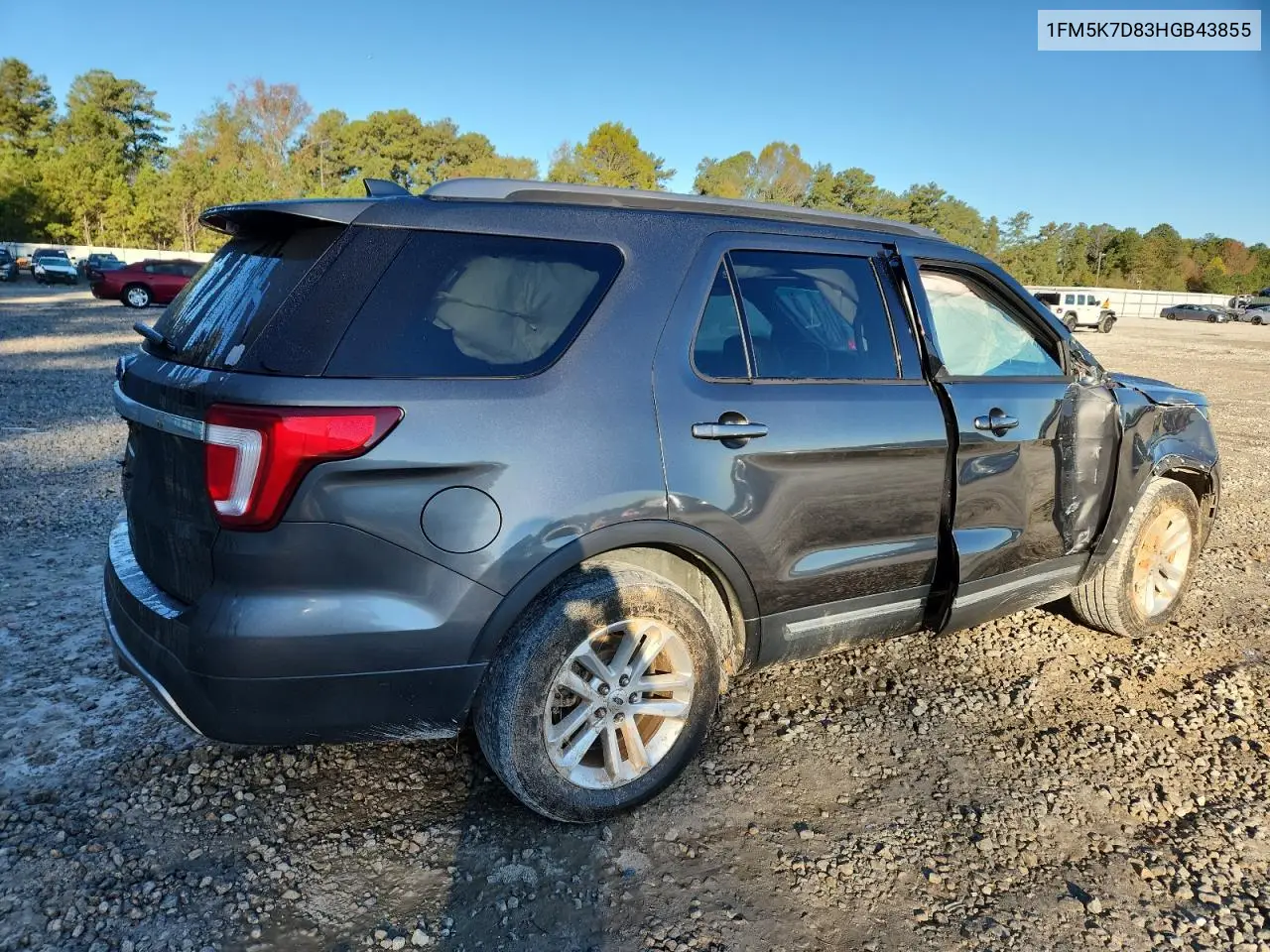1FM5K7D83HGB43855 2017 Ford Explorer Xlt
