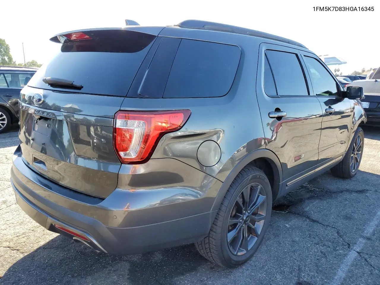 1FM5K7D83HGA16345 2017 Ford Explorer Xlt