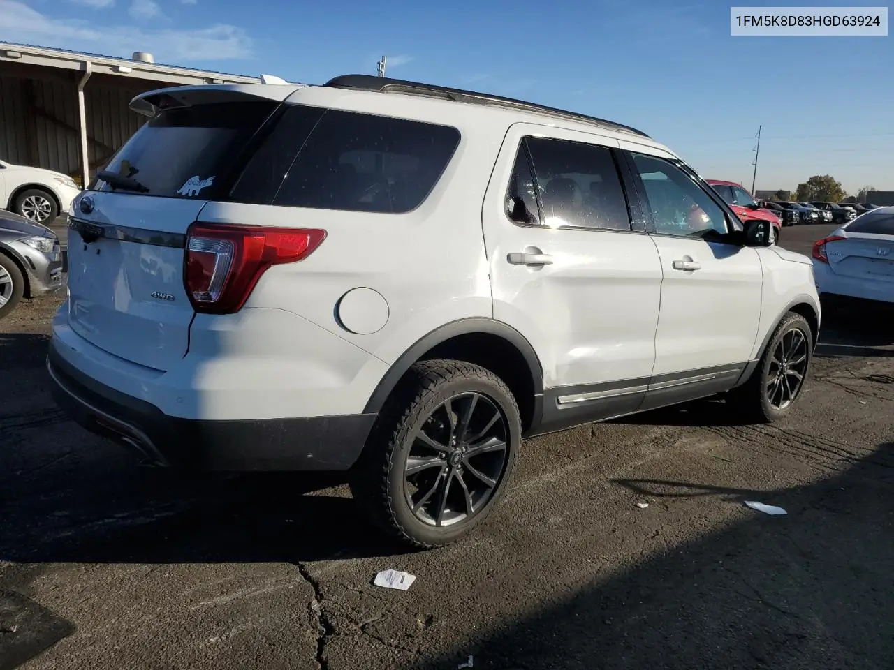 1FM5K8D83HGD63924 2017 Ford Explorer Xlt
