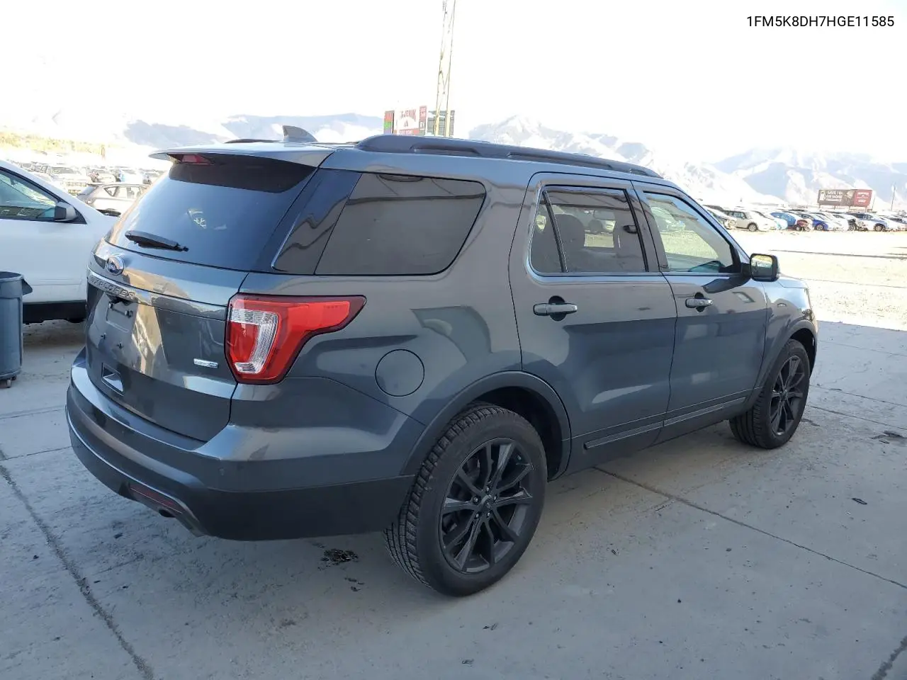 1FM5K8DH7HGE11585 2017 Ford Explorer Xlt