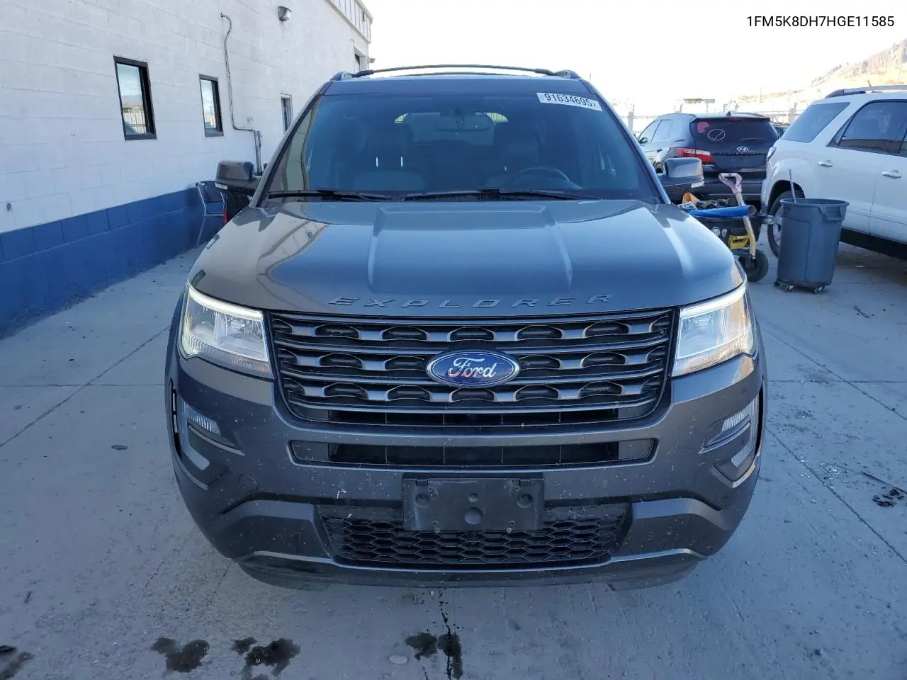 1FM5K8DH7HGE11585 2017 Ford Explorer Xlt