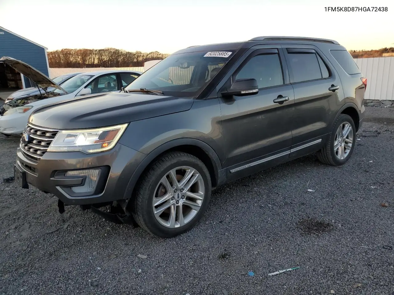 1FM5K8D87HGA72438 2017 Ford Explorer Xlt
