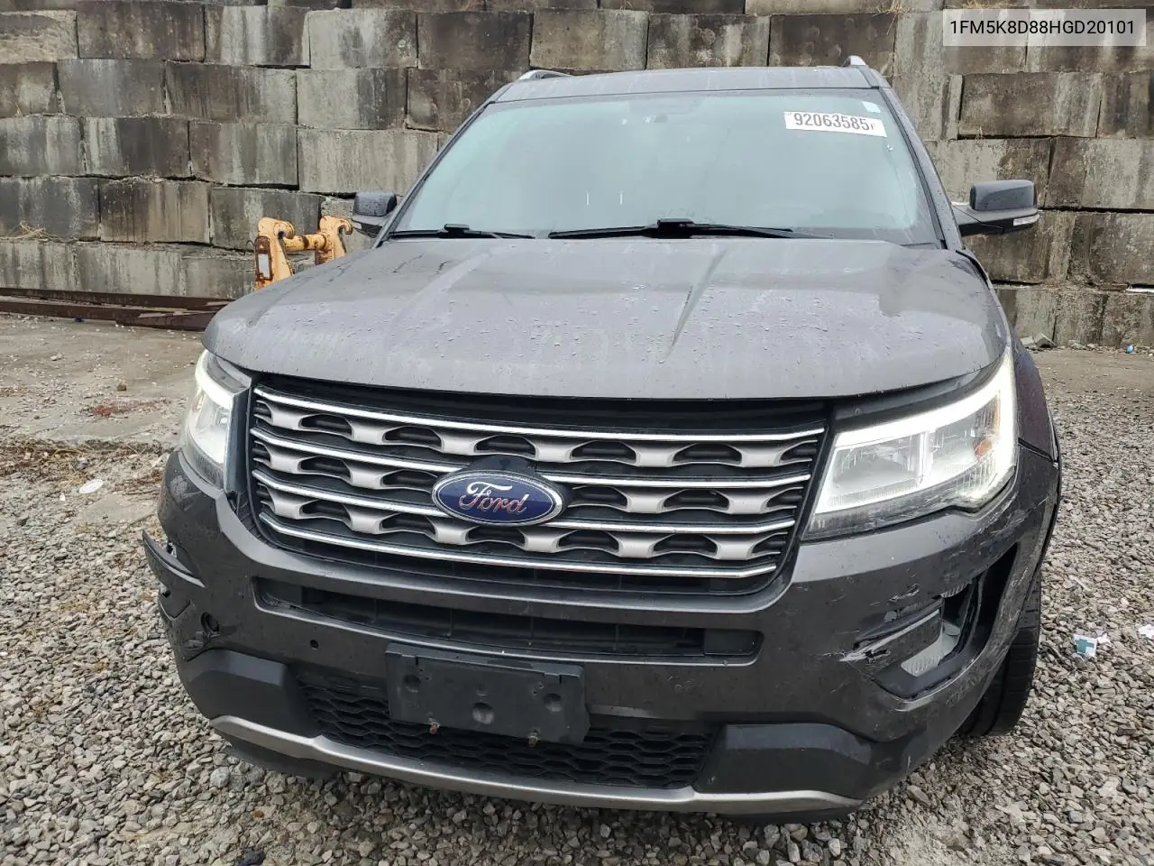 1FM5K8D88HGD20101 2017 Ford Explorer Xlt