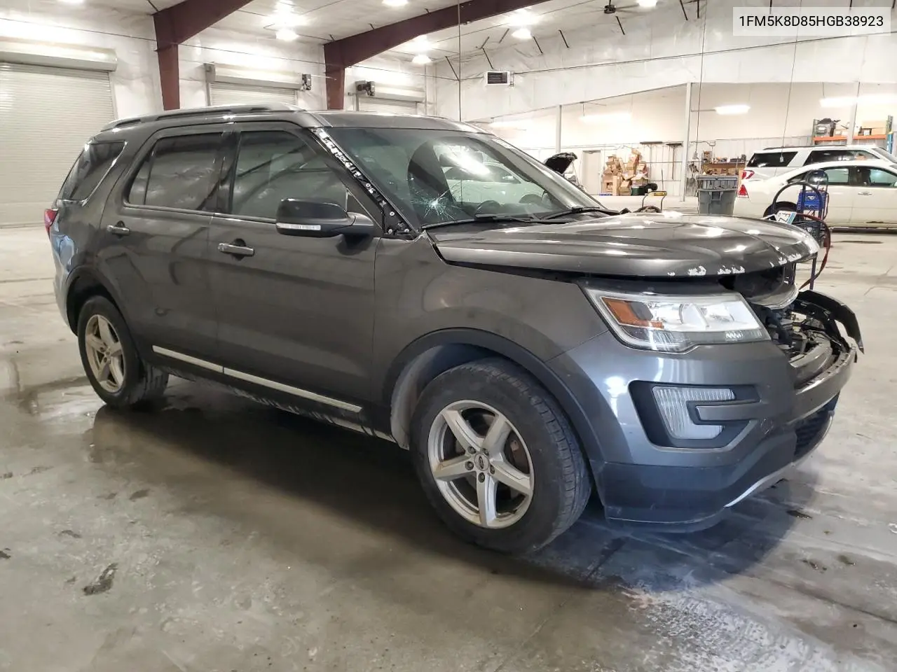 1FM5K8D85HGB38923 2017 Ford Explorer Xlt