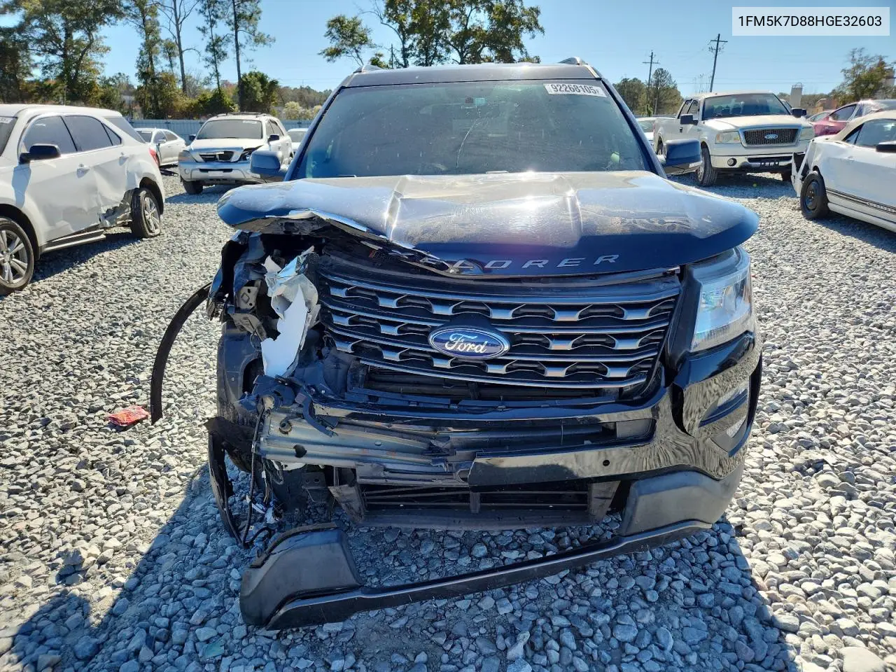 1FM5K7D88HGE32603 2017 Ford Explorer Xlt