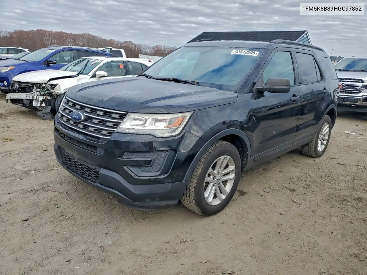 1FM5K8B89HGC97852 2017 Ford Explorer