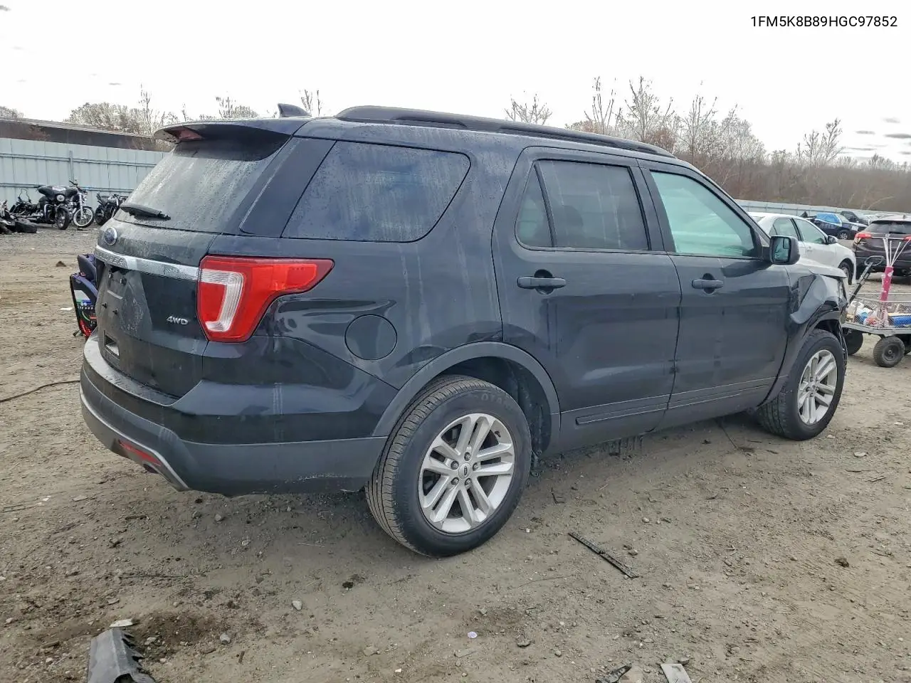 1FM5K8B89HGC97852 2017 Ford Explorer