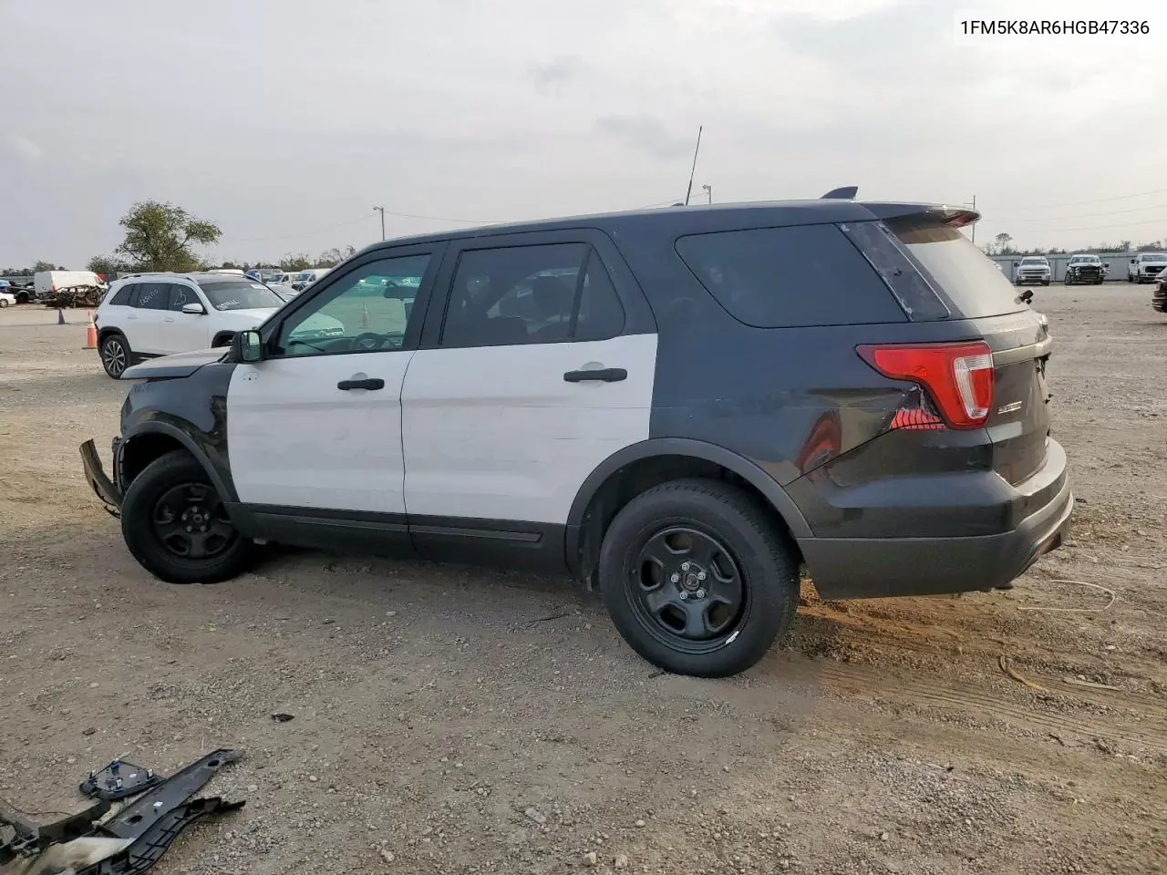 1FM5K8AR6HGB47336 2017 Ford Explorer Police Interceptor