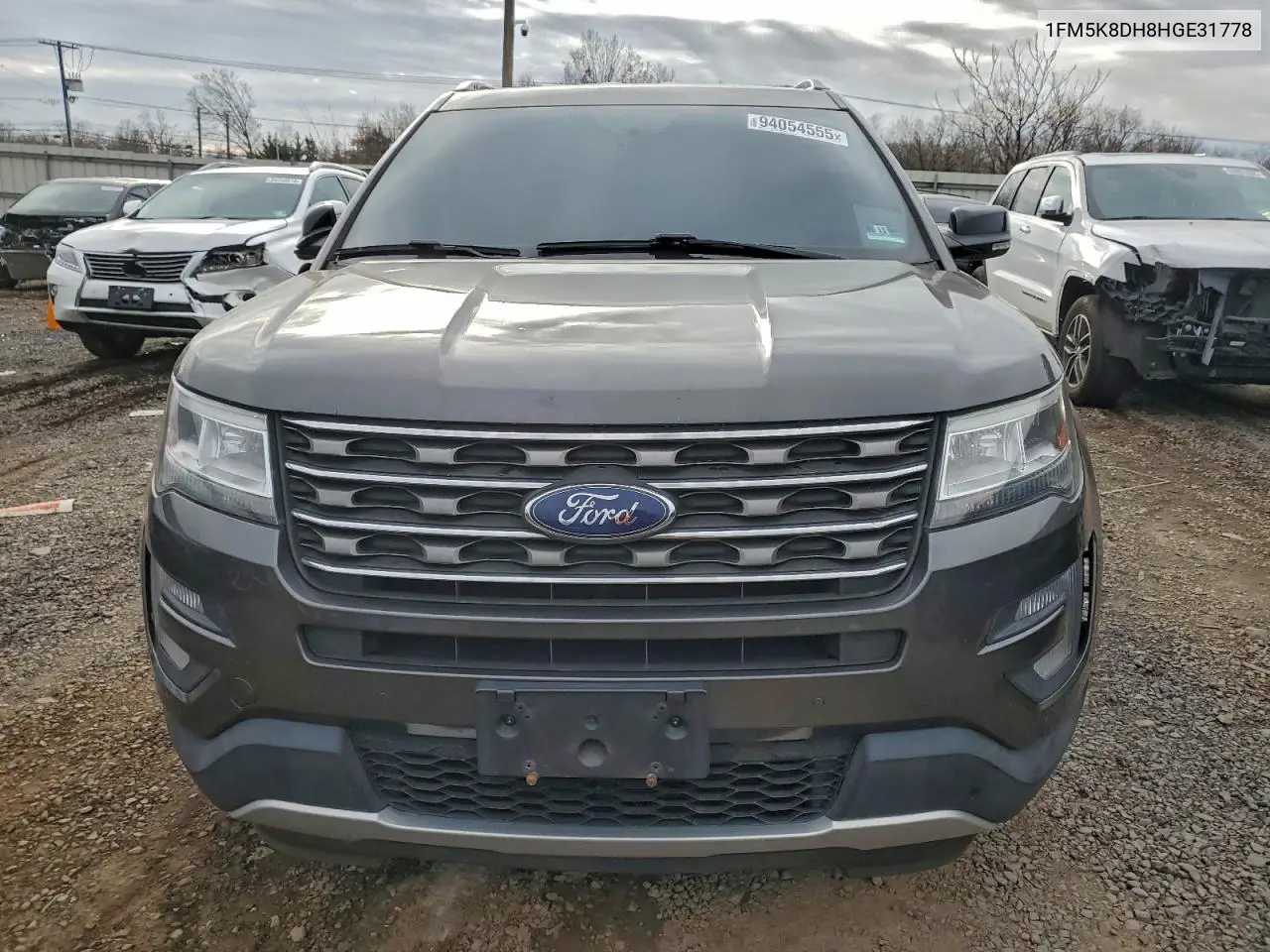 1FM5K8DH8HGE31778 2017 Ford Explorer Xlt