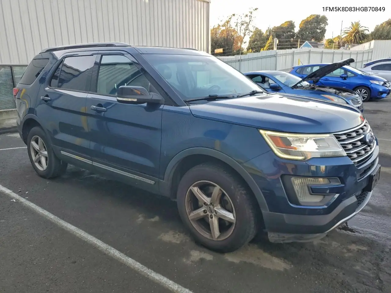 1FM5K8D83HGB70849 2017 Ford Explorer Xlt