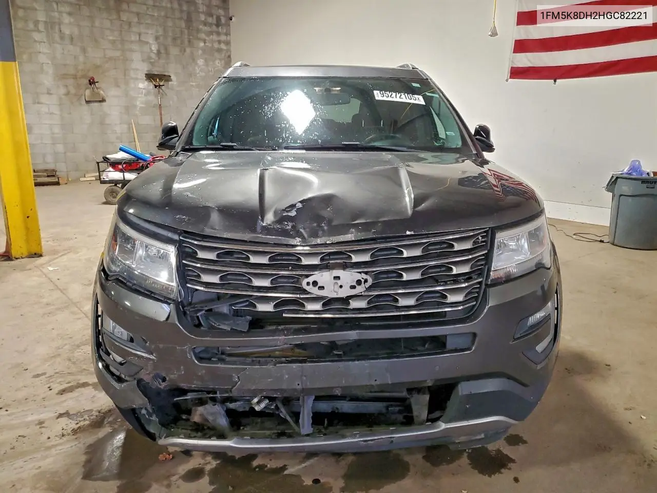 1FM5K8DH2HGC82221 2017 Ford Explorer Xlt