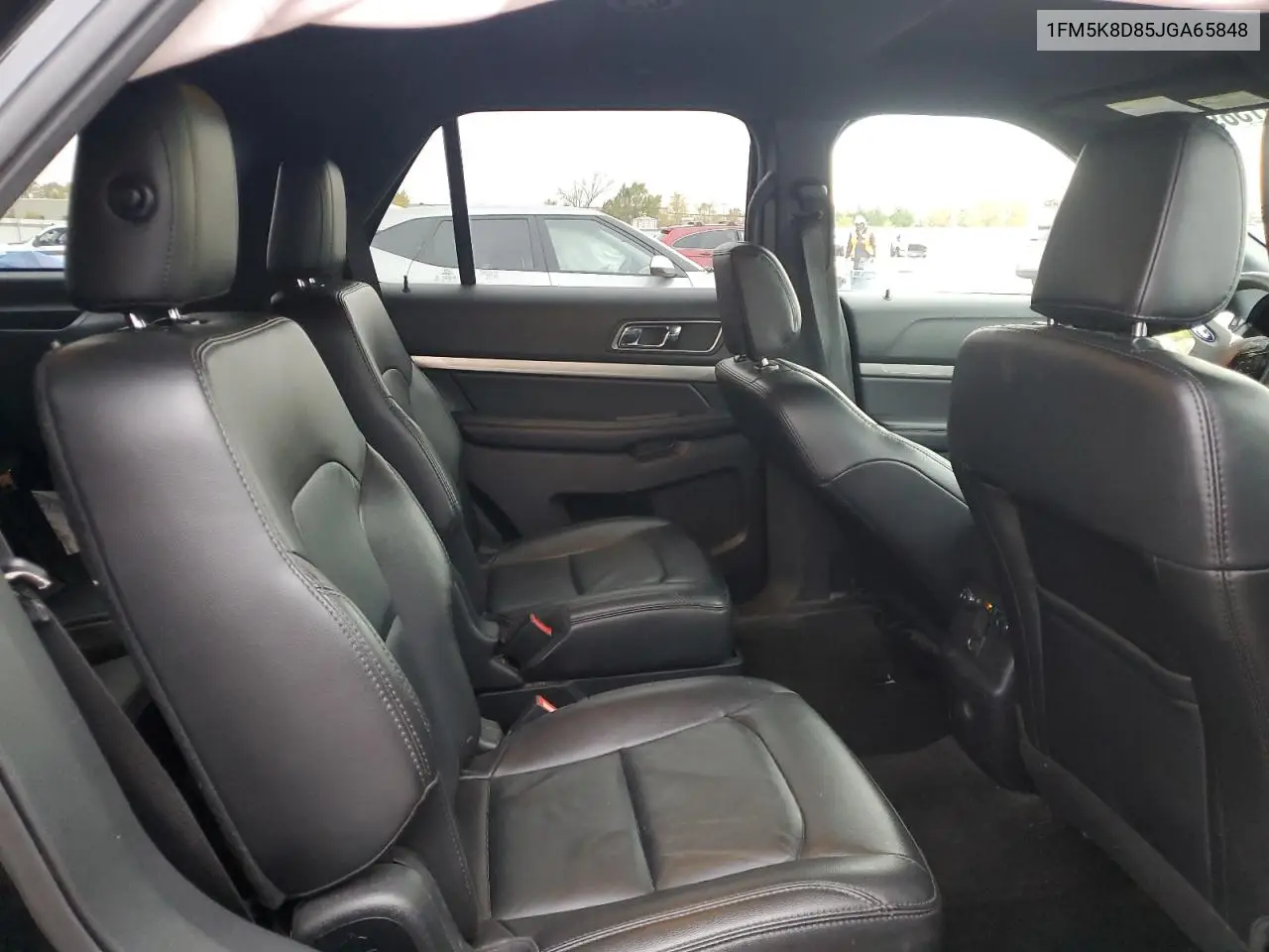 1FM5K8D85JGA65848 2018 Ford Explorer Xlt