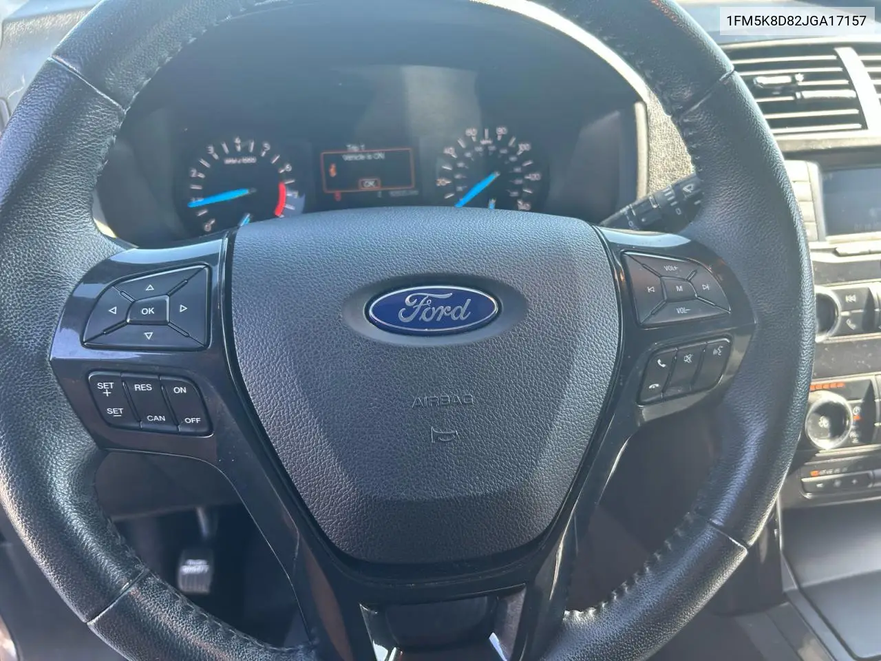 1FM5K8D82JGA17157 2018 Ford Explorer Xlt