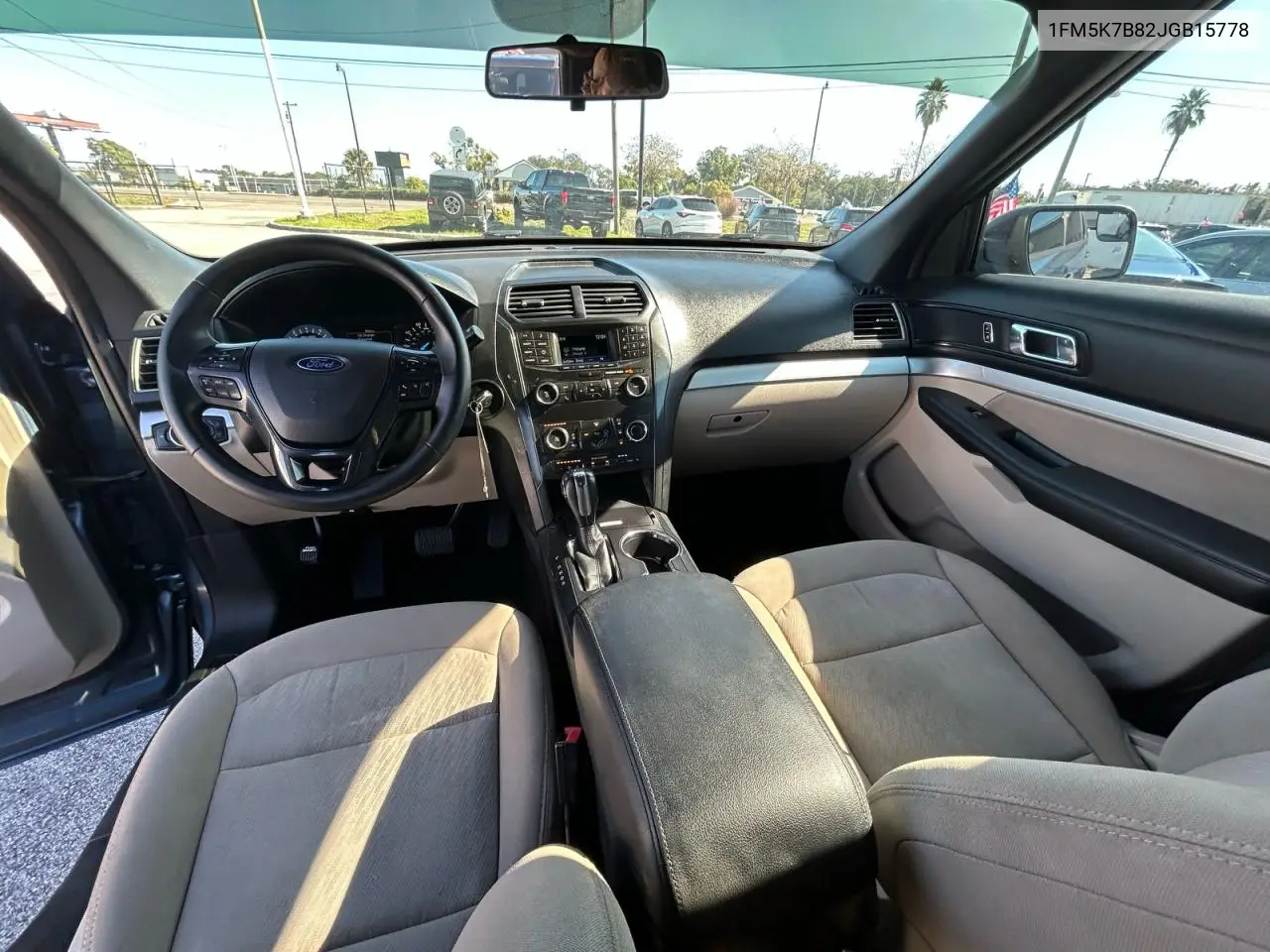 1FM5K7B82JGB15778 2018 Ford Explorer