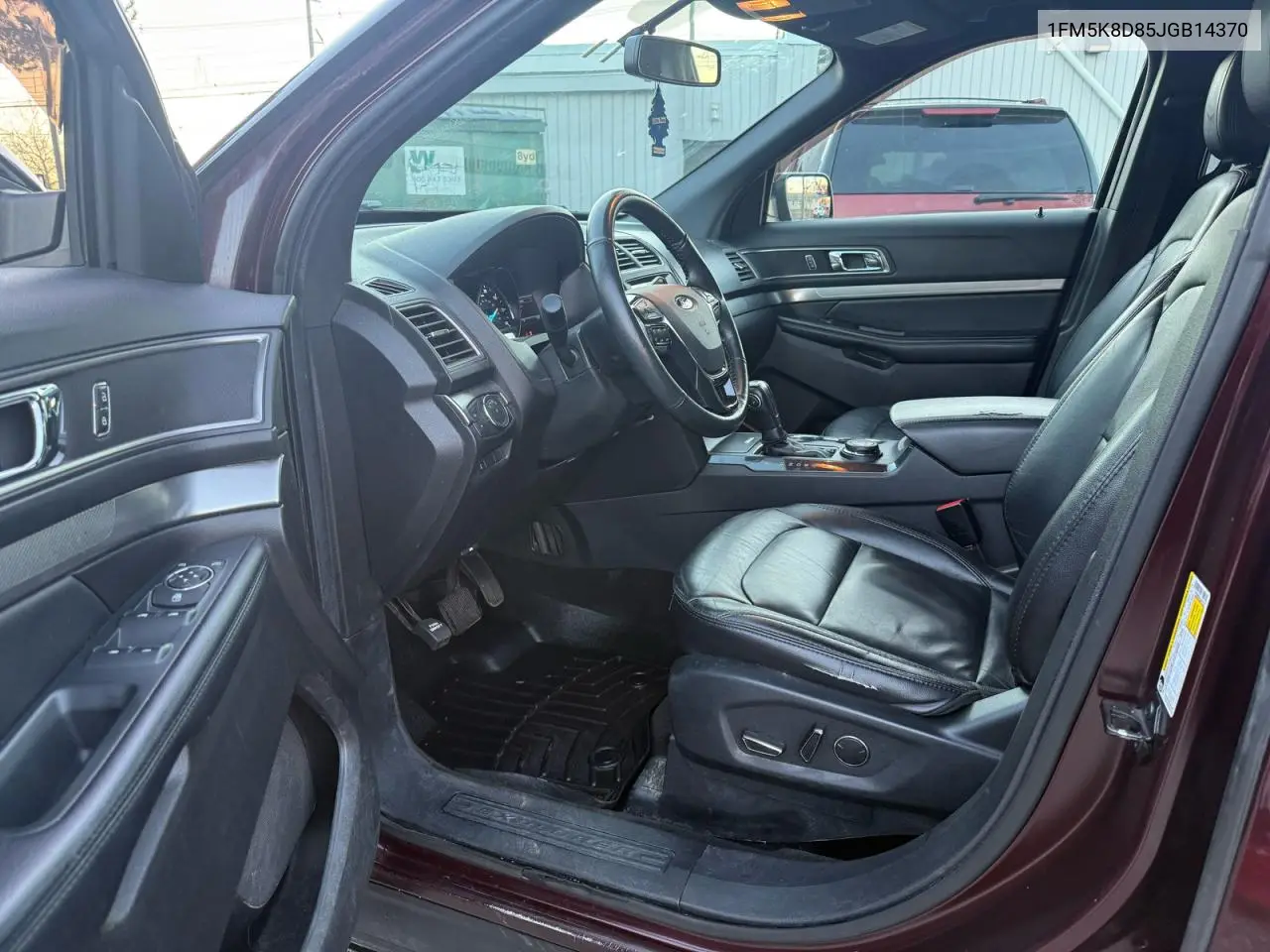 1FM5K8D85JGB14370 2018 Ford Explorer Xlt