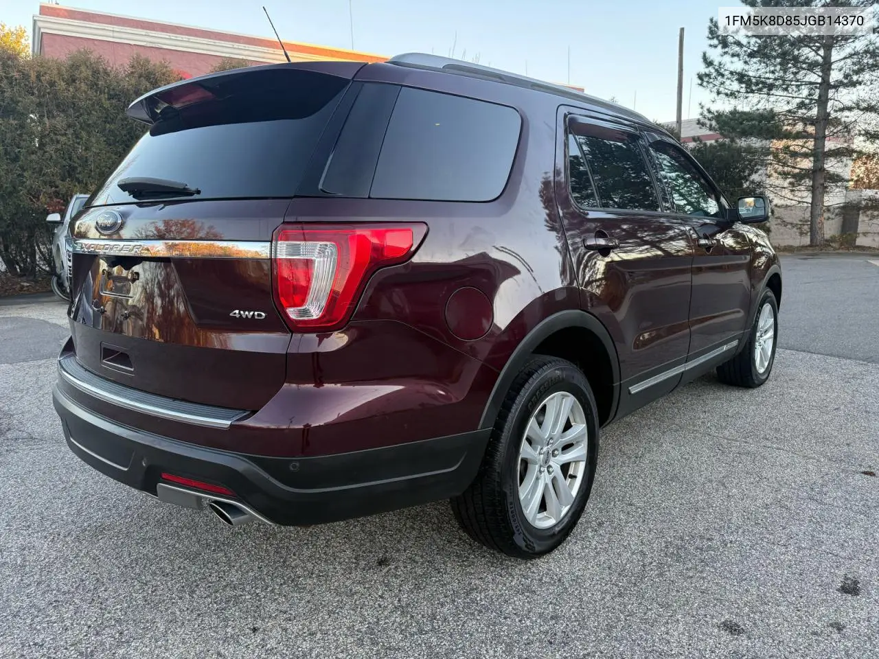 1FM5K8D85JGB14370 2018 Ford Explorer Xlt