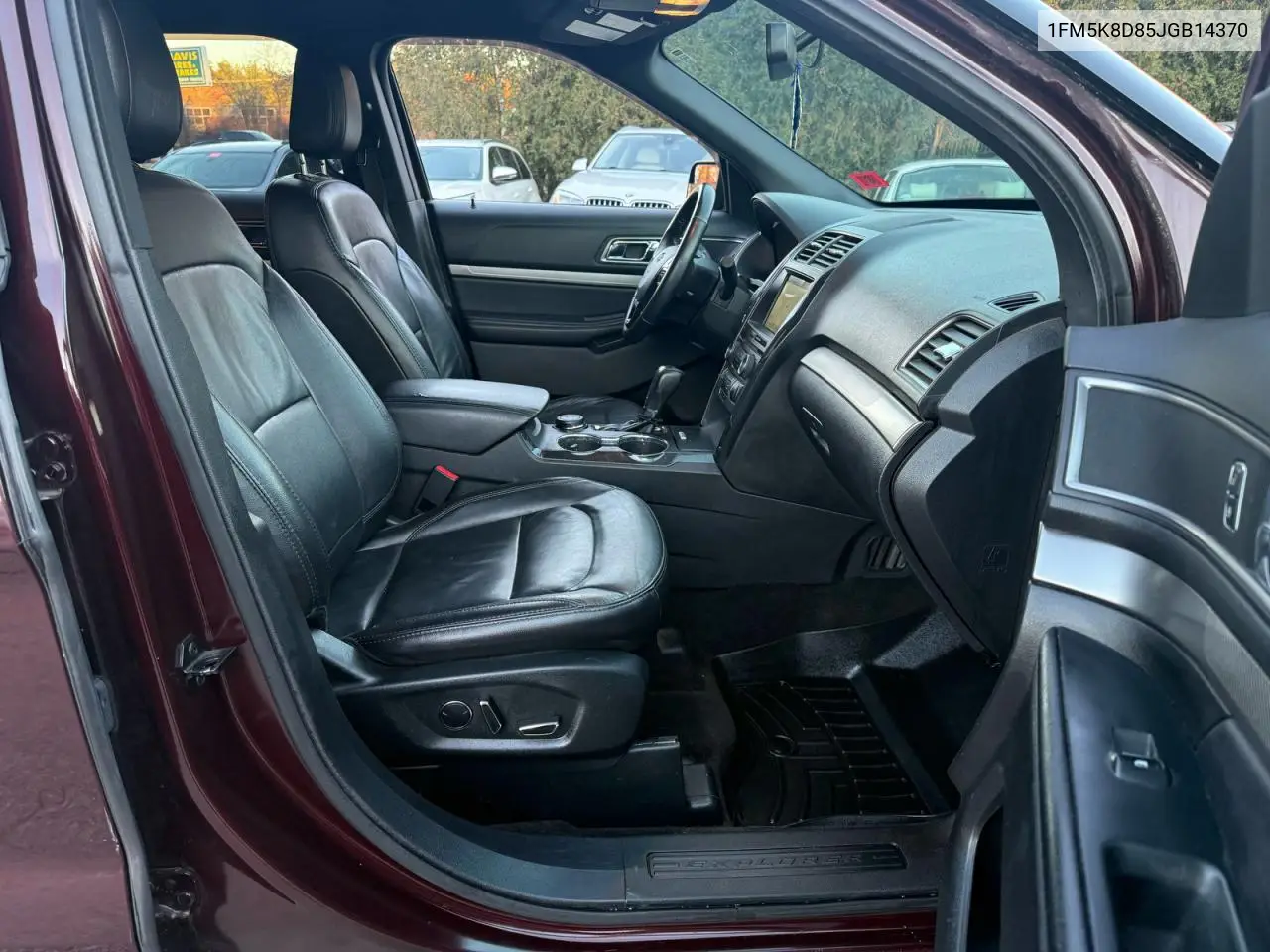 1FM5K8D85JGB14370 2018 Ford Explorer Xlt