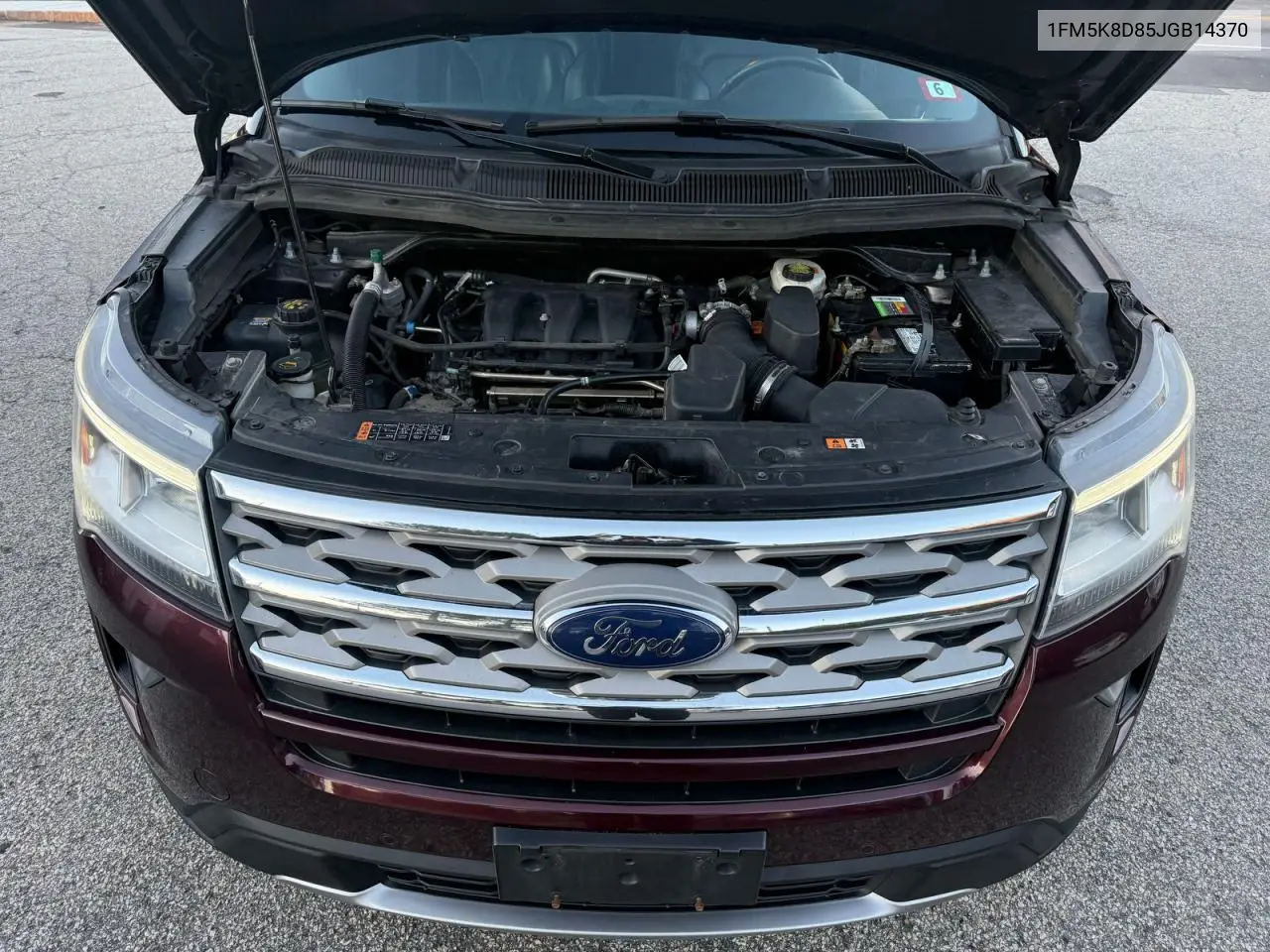 1FM5K8D85JGB14370 2018 Ford Explorer Xlt