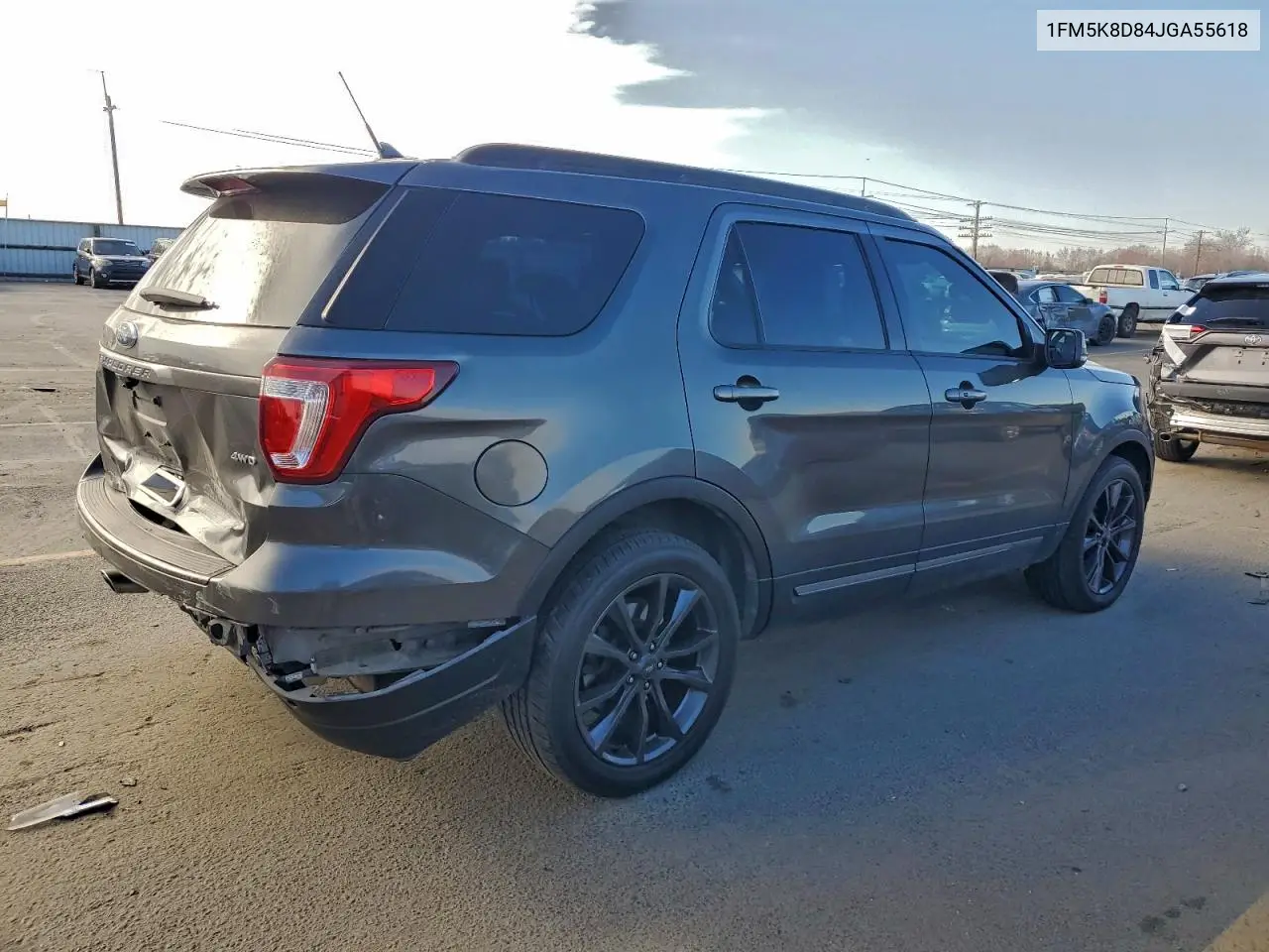 1FM5K8D84JGA55618 2018 Ford Explorer Xlt