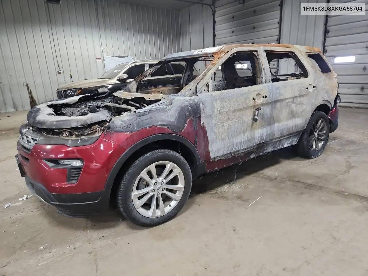 1FM5K8D8XKGA58704 2019 Ford Explorer Xlt