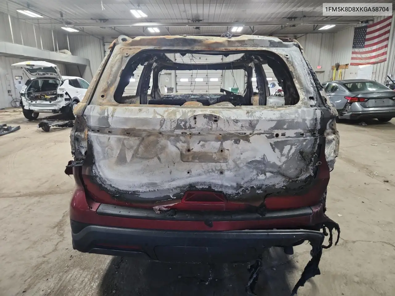 1FM5K8D8XKGA58704 2019 Ford Explorer Xlt