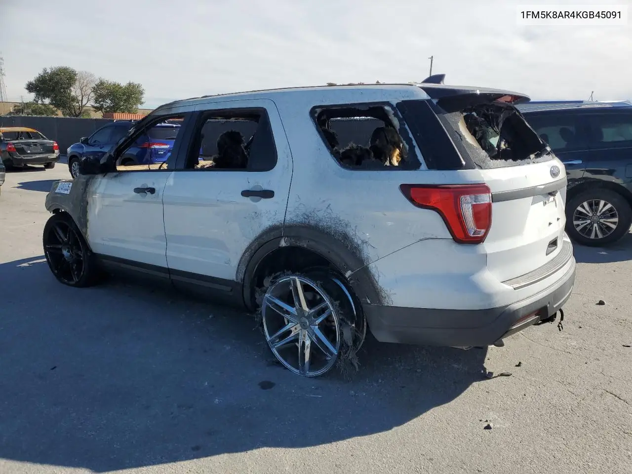 1FM5K8AR4KGB45091 2019 Ford Explorer Police Interceptor