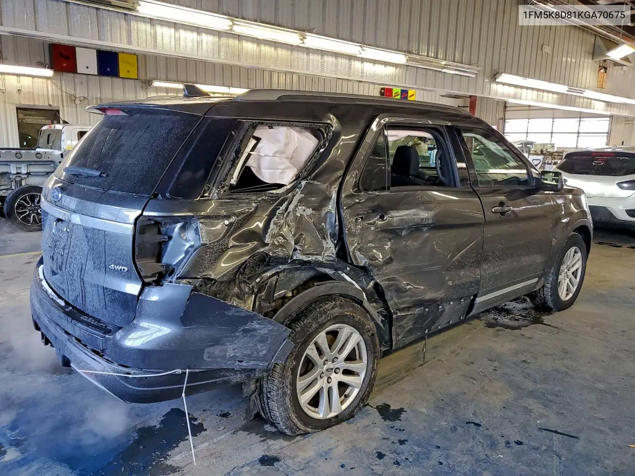 1FM5K8D81KGA70675 2019 Ford Explorer Xlt