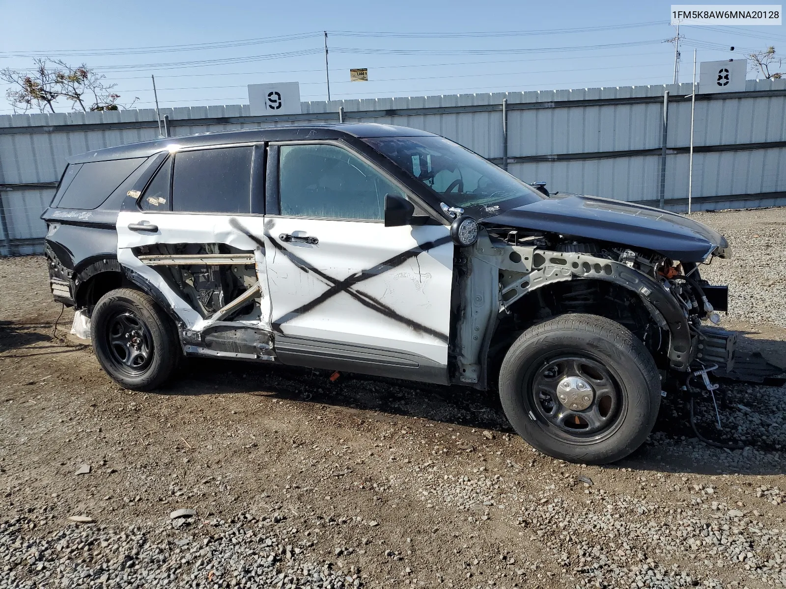 1FM5K8AW6MNA20128 2021 Ford Explorer Police Interceptor