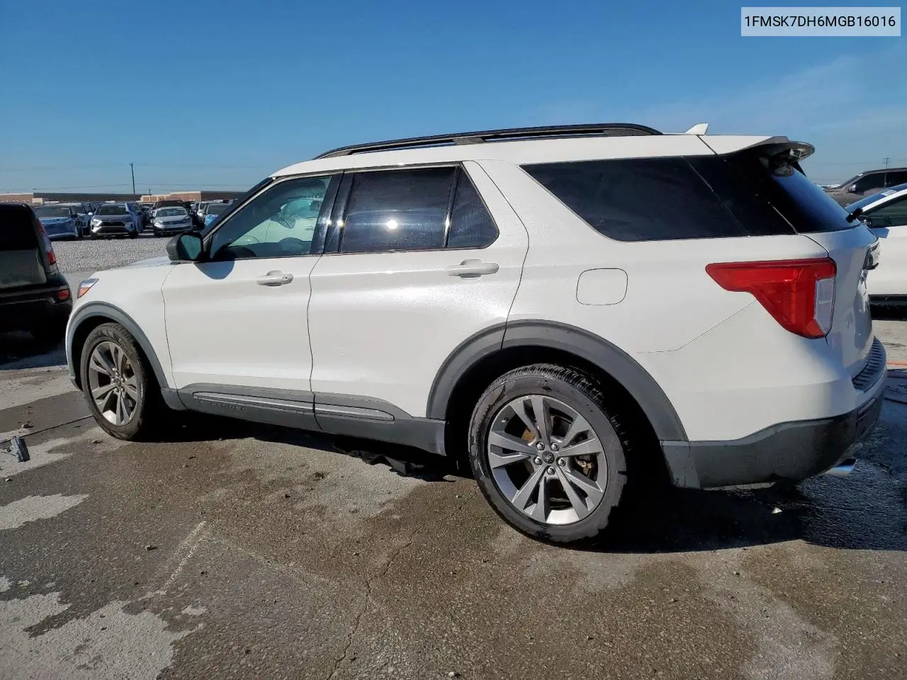 1FMSK7DH6MGB16016 2021 Ford Explorer Xlt
