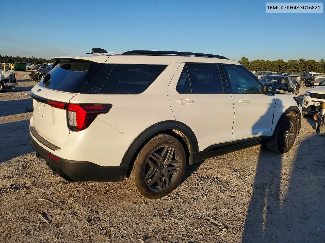 1FMUK7KH4SGC16821 2025 Ford Explorer St-Line