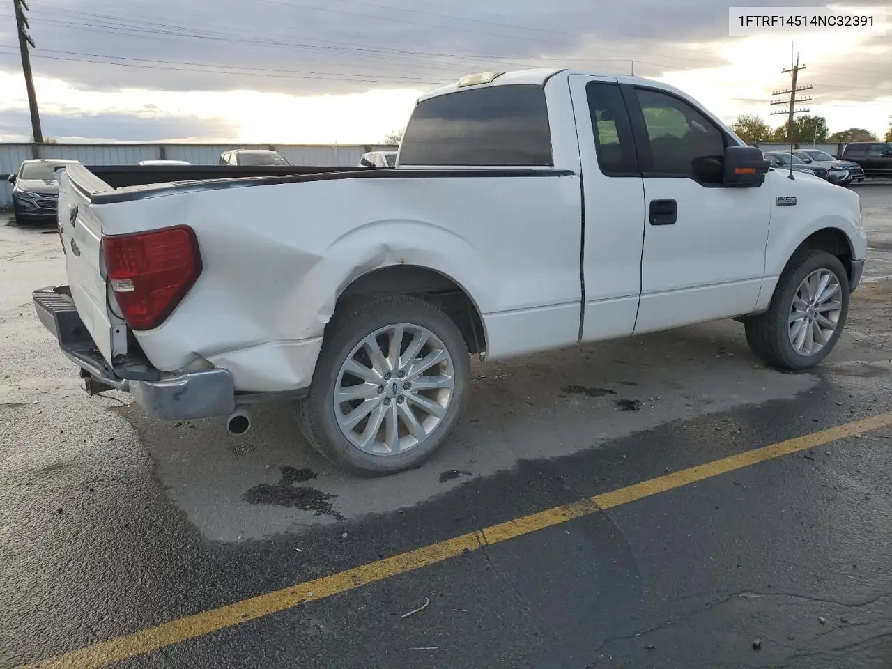1FTRF14514NC32391 2004 Ford F150