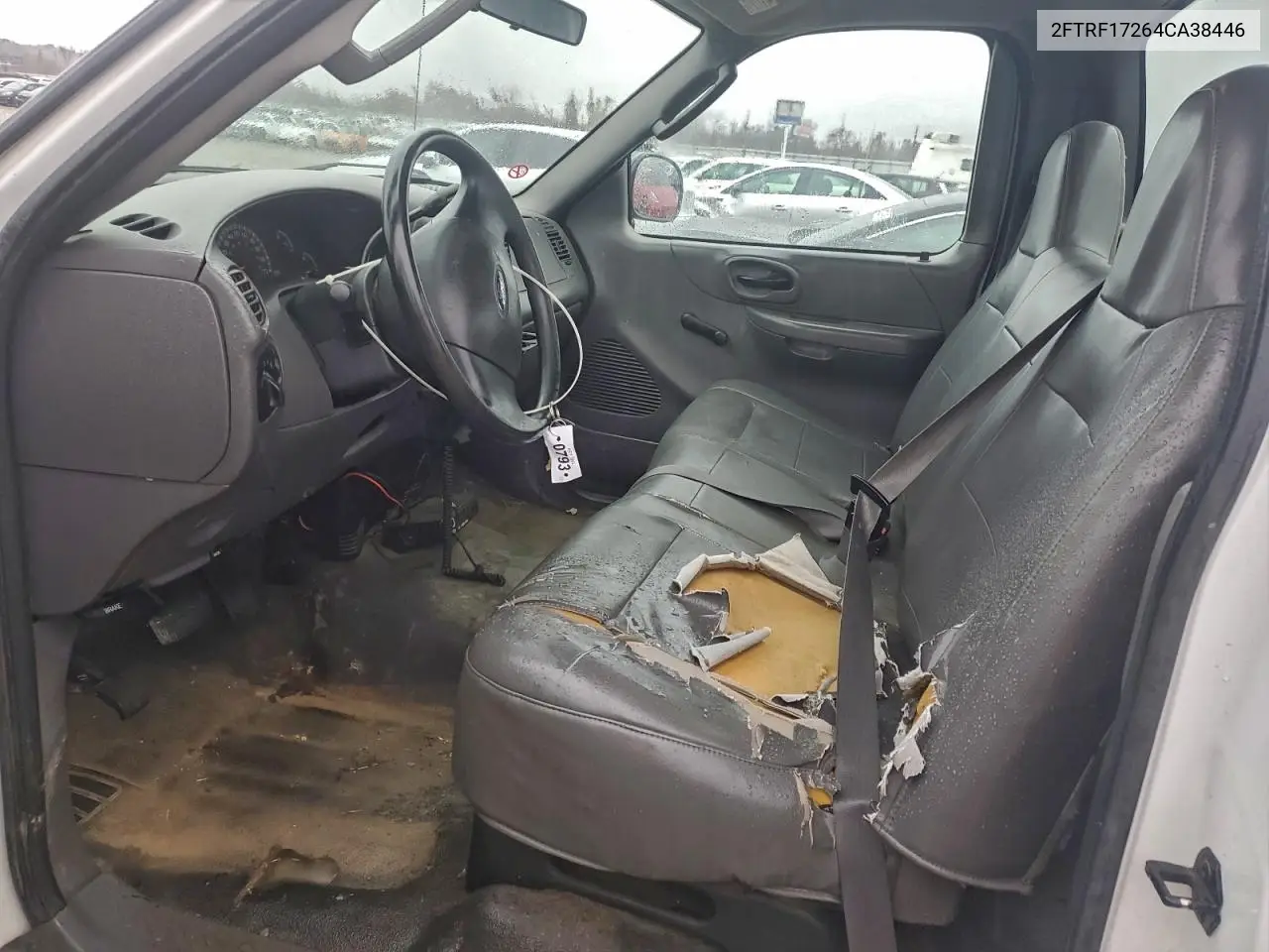 2FTRF17264CA38446 2004 Ford F-150 Heritage Classic