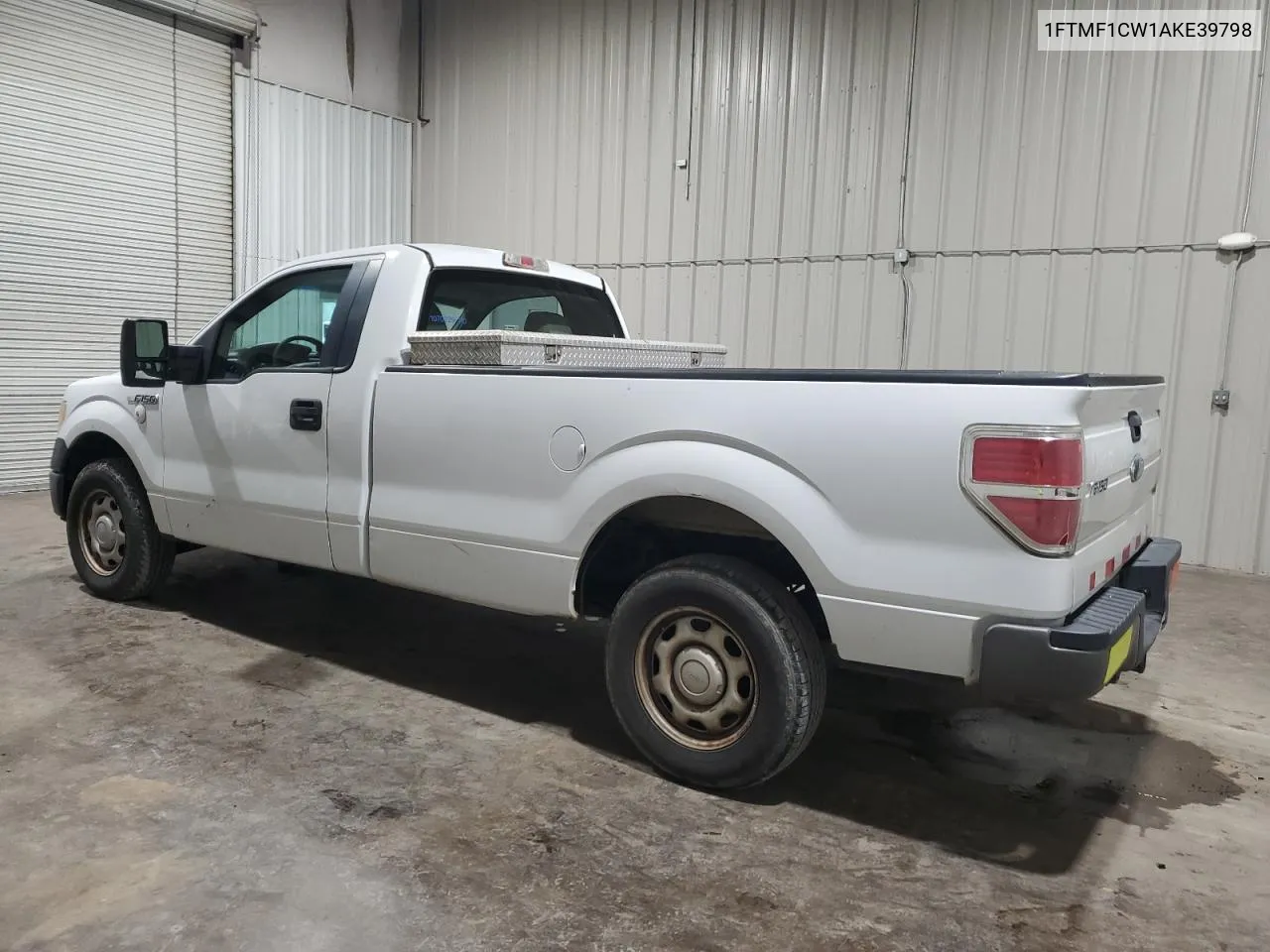 1FTMF1CW1AKE39798 2010 Ford F150