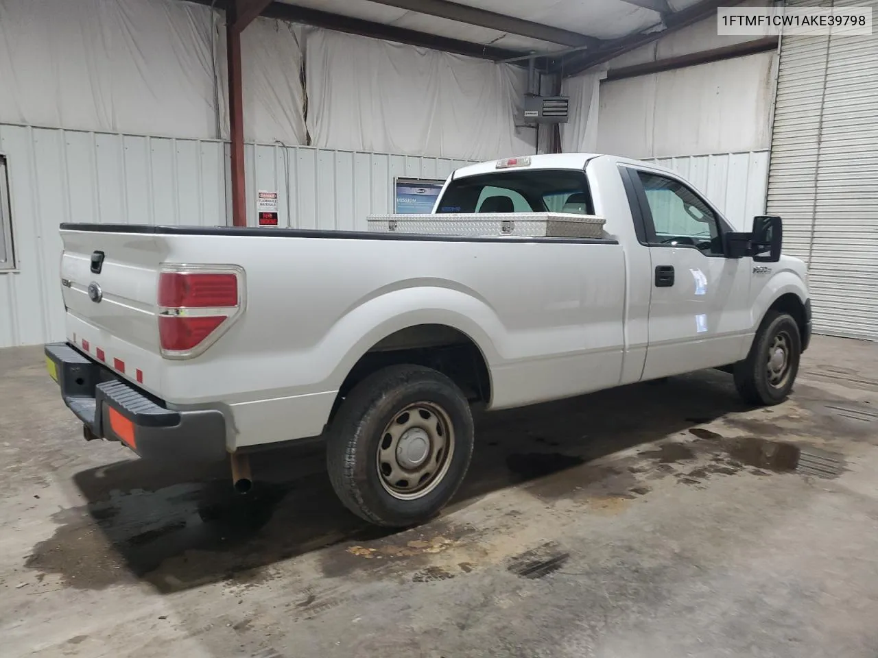 1FTMF1CW1AKE39798 2010 Ford F150