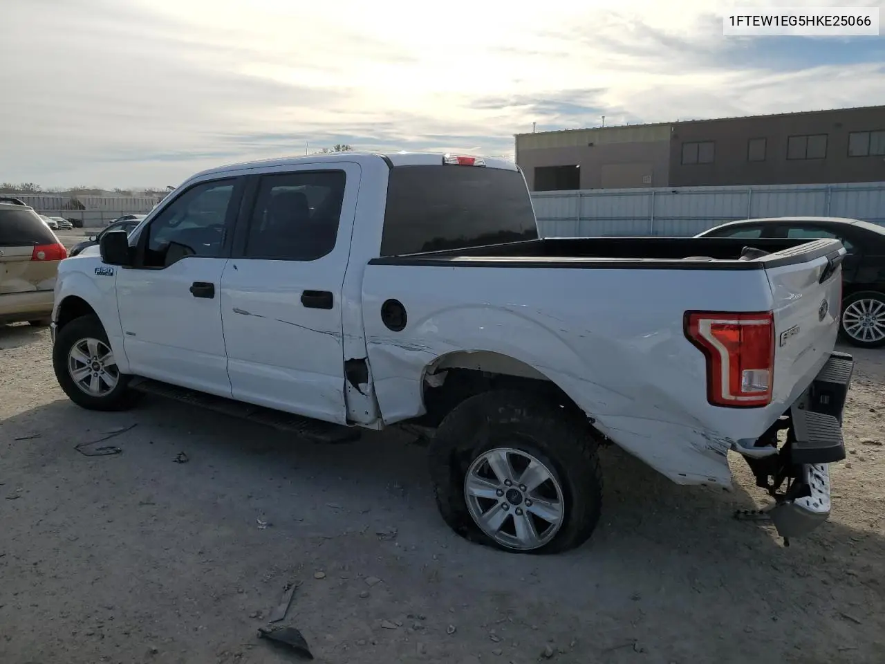 1FTEW1EG5HKE25066 2017 Ford F150 Supercrew