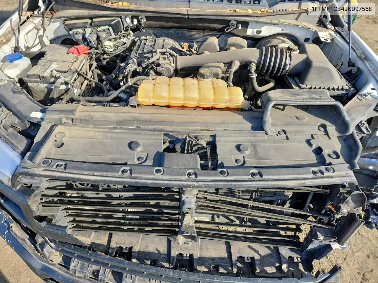 1FTMF1CB4JKD97558 2018 Ford F150