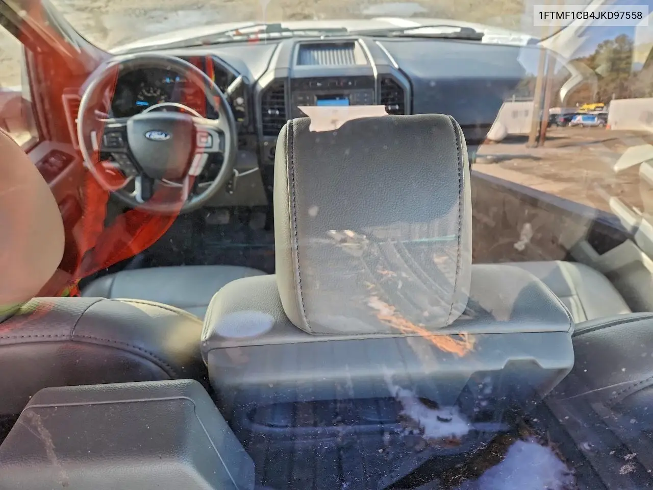 1FTMF1CB4JKD97558 2018 Ford F150