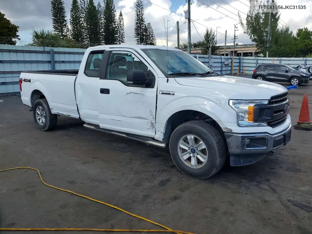 1FTEX1E56JKC31535 2018 Ford F150 Super Cab