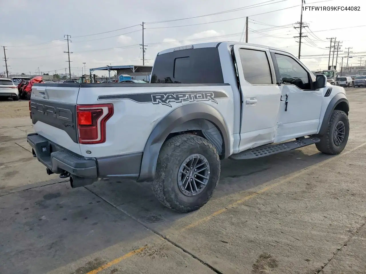 1FTFW1RG9KFC44082 2019 Ford F150 Raptor